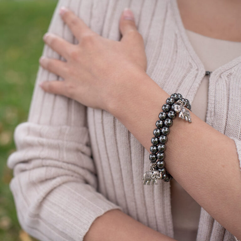 Hematite_Bracelet_Model